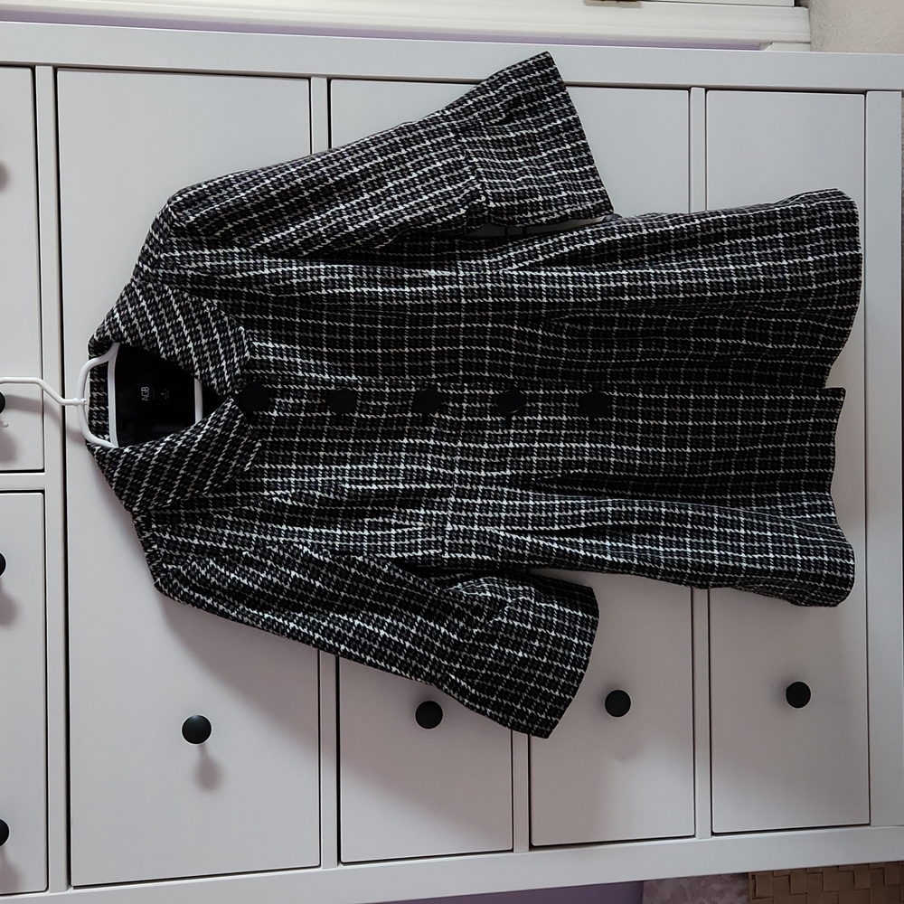 AGB Women's Coat Size 8